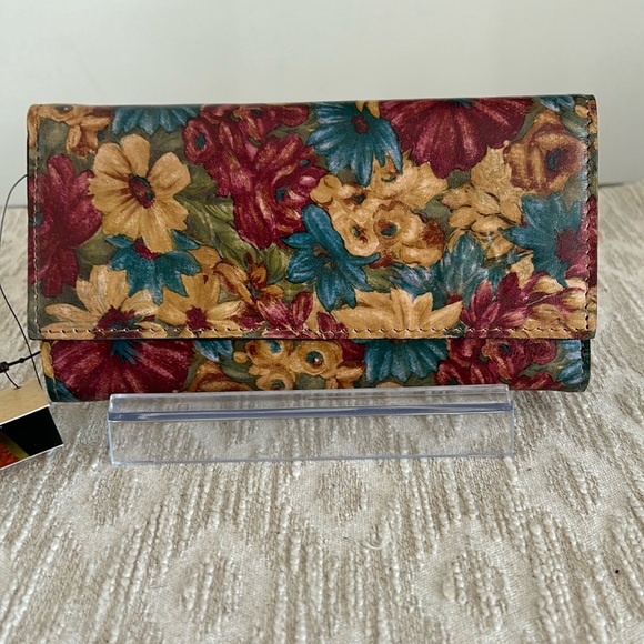 Patrica Nash NWT Terresa Fresco Bouquet Leather Trifold Long Wallet With… - Picture 2 of 10
